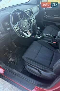 Внедорожник / Кроссовер Kia Sportage 2018 в 