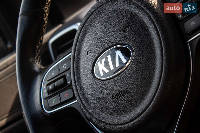 Внедорожник / Кроссовер Kia Sportage 2017 в Львове