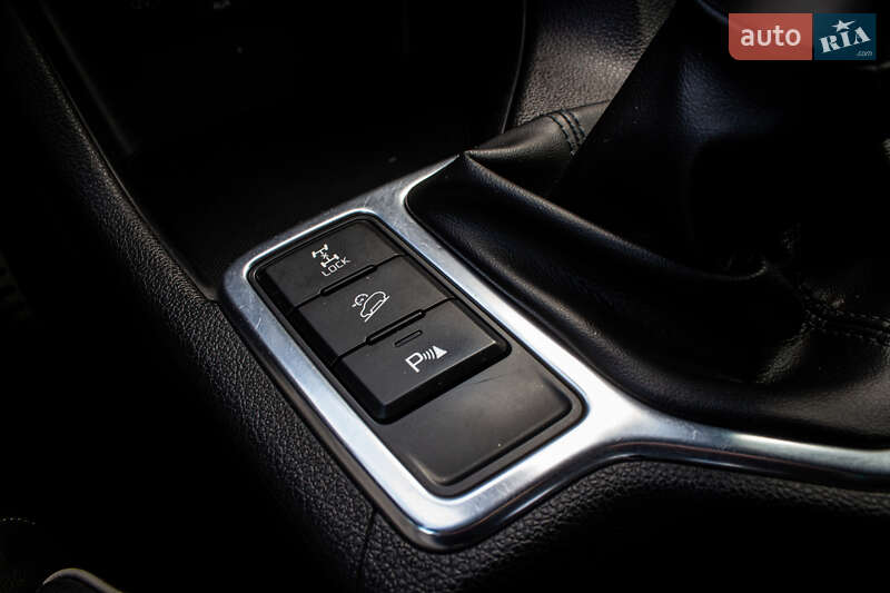 Внедорожник / Кроссовер Kia Sportage 2017 в Львове