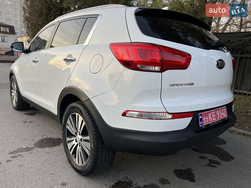 Внедорожник / Кроссовер Kia Sportage 2015 в Луцке