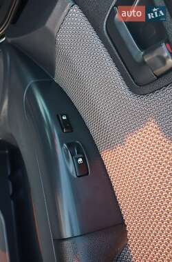 Внедорожник / Кроссовер Kia Sportage 2008 в 