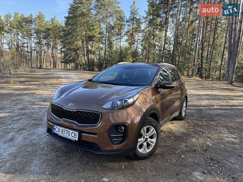 Внедорожник / Кроссовер Kia Sportage 2017 в Корсуне-Шевченковском