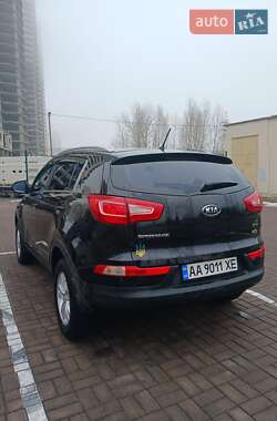 Позашляховик / Кросовер Kia Sportage 2012 в Києві