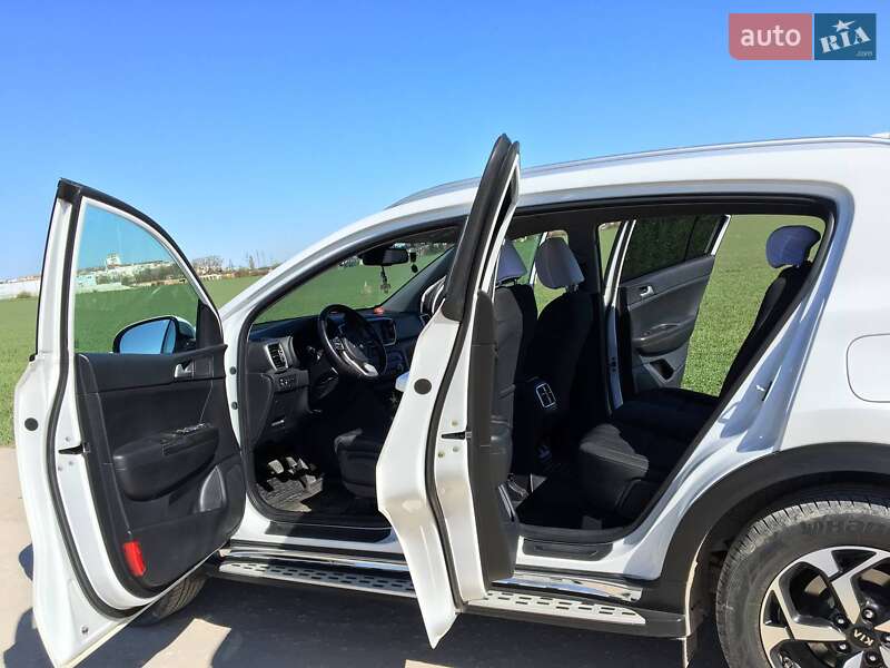 Позашляховик / Кросовер Kia Sportage 2018 в Тернополі