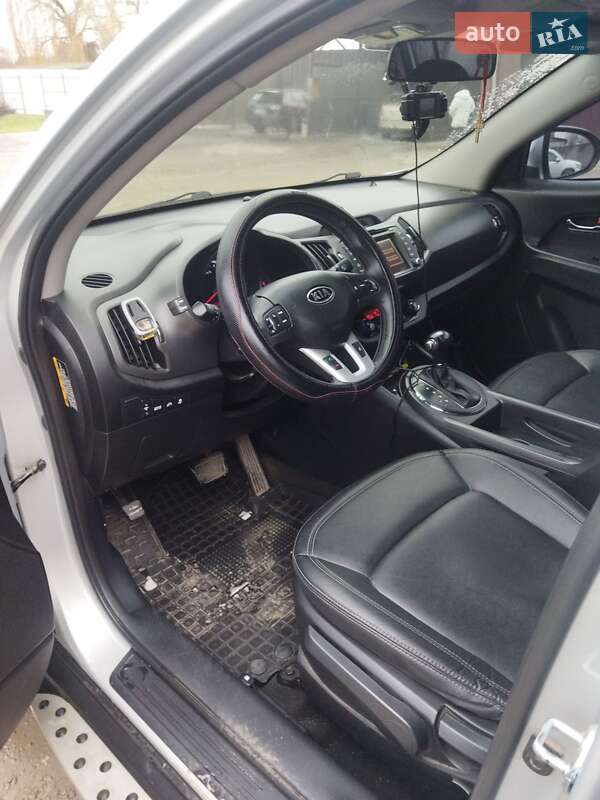 Внедорожник / Кроссовер Kia Sportage 2012 в Изяславе