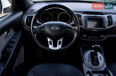 Позашляховик / Кросовер Kia Sportage 2015 в 