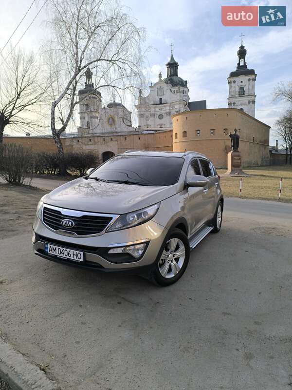 Внедорожник / Кроссовер Kia Sportage 2013 в Бердичеве