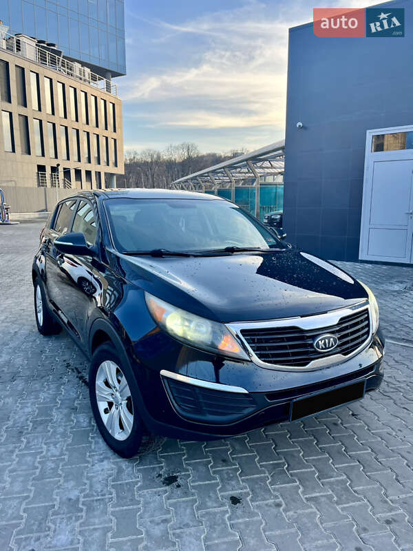 Внедорожник / Кроссовер Kia Sportage 2012 в Киеве