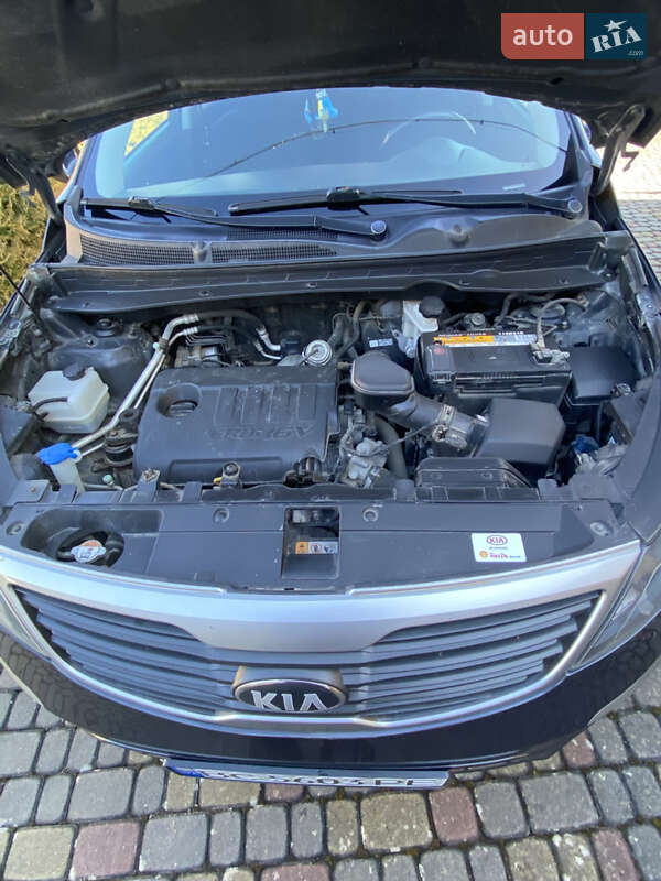 Внедорожник / Кроссовер Kia Sportage 2013 в Львове