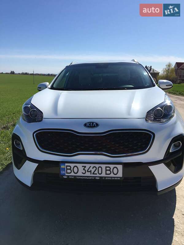 Позашляховик / Кросовер Kia Sportage 2018 в Тернополі