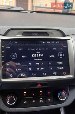 Внедорожник / Кроссовер Kia Sportage 2012 в 