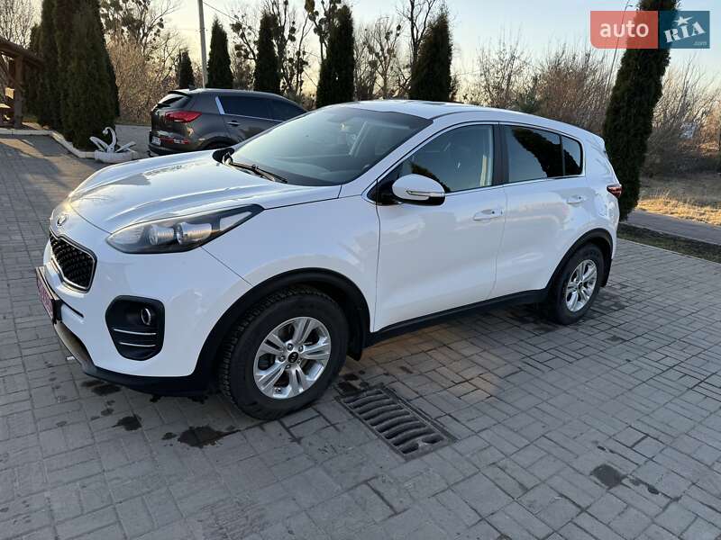 Внедорожник / Кроссовер Kia Sportage 2017 в 