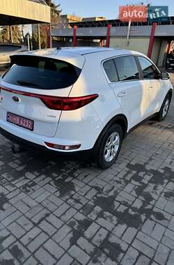 Внедорожник / Кроссовер Kia Sportage 2017 в 