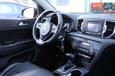 Внедорожник / Кроссовер Kia Sportage 2017 в 