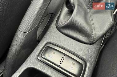 Внедорожник / Кроссовер Kia Sportage 2008 в 