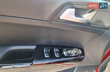 Внедорожник / Кроссовер Kia Sportage 2016 в 