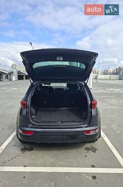 Внедорожник / Кроссовер Kia Sportage 2017 в 