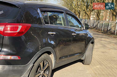 Позашляховик / Кросовер Kia Sportage 2011 в Краматорську