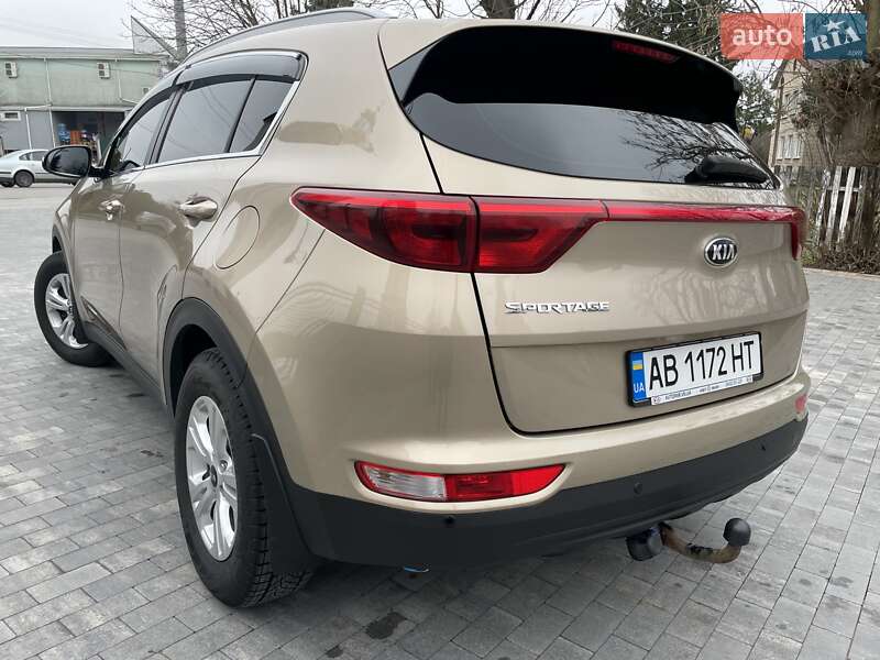 Позашляховик / Кросовер Kia Sportage 2016 в Бару фото 7 Позашляховик / Кросовер Kia Sportage 2016 в Бару