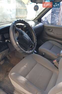 Позашляховик / Кросовер Kia Sportage 2001 в 