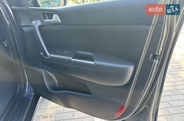 Внедорожник / Кроссовер Kia Sportage 2020 в 