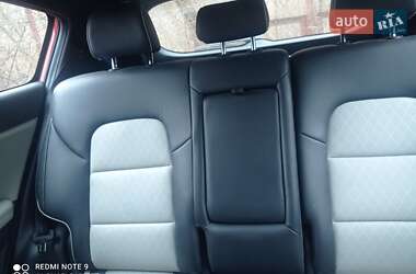 Позашляховик / Кросовер Kia Sportage 2016 в Житомирі