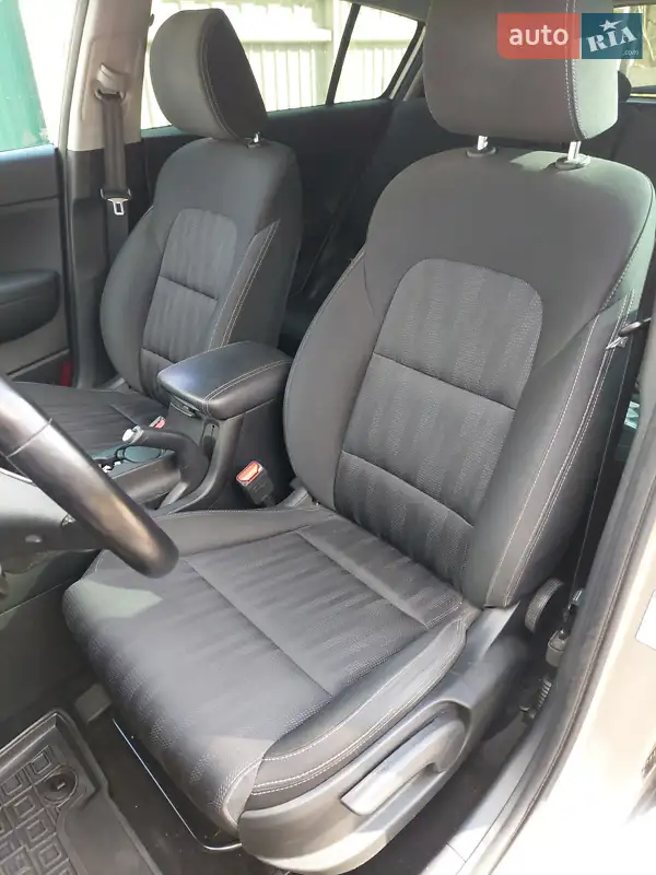 Kia Sportage 2019 VIN U5YPG814ALL765466 фото оголошення 13 з 48