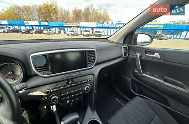 Позашляховик / Кросовер Kia Sportage 2021 в 