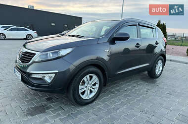 Внедорожник / Кроссовер Kia Sportage 2010 в 