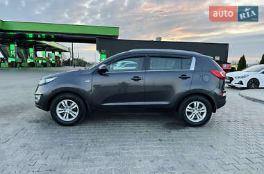 Внедорожник / Кроссовер Kia Sportage 2010 в 