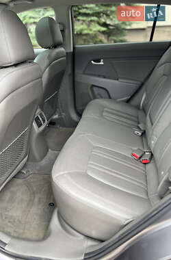 Внедорожник / Кроссовер Kia Sportage 2014 в 