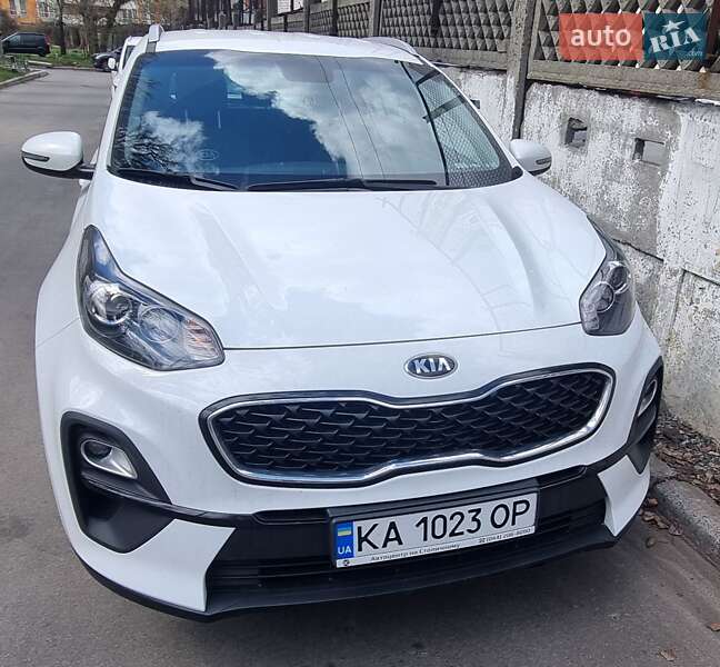 Позашляховик / Кросовер Kia Sportage 2021 в 