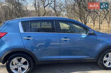 Внедорожник / Кроссовер Kia Sportage 2012 в 