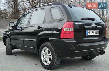 Внедорожник / Кроссовер Kia Sportage 2006 в 