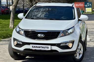 Внедорожник / Кроссовер Kia Sportage 2015 в 