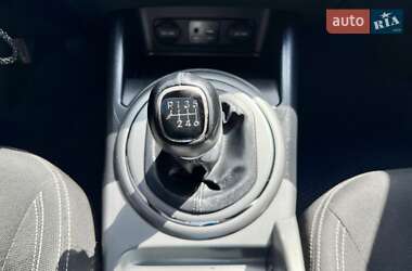Внедорожник / Кроссовер Kia Sportage 2015 в 