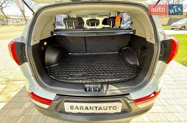 Внедорожник / Кроссовер Kia Sportage 2015 в 