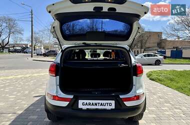 Внедорожник / Кроссовер Kia Sportage 2015 в 