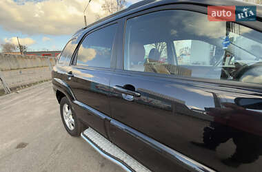 Внедорожник / Кроссовер Kia Sportage 2007 в 