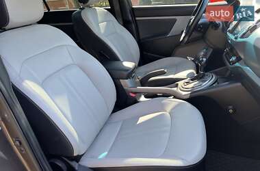 Внедорожник / Кроссовер Kia Sportage 2014 в 