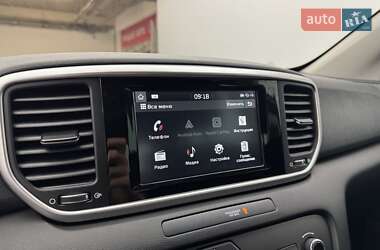 Позашляховик / Кросовер Kia Sportage 2019 в 