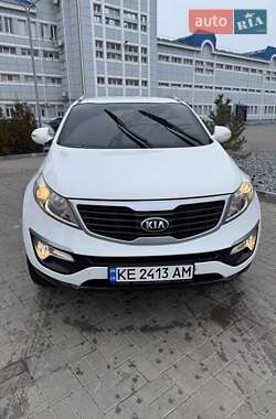 Внедорожник / Кроссовер Kia Sportage 2012 в 