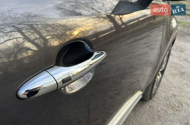 Внедорожник / Кроссовер Kia Sportage 2012 в 