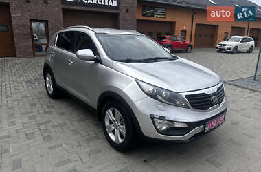 Позашляховик / Кросовер Kia Sportage 2012 в 