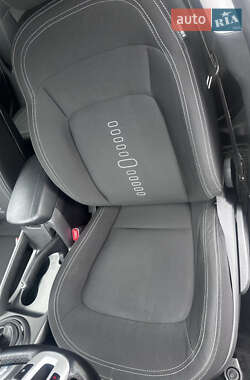 Позашляховик / Кросовер Kia Sportage 2012 в 