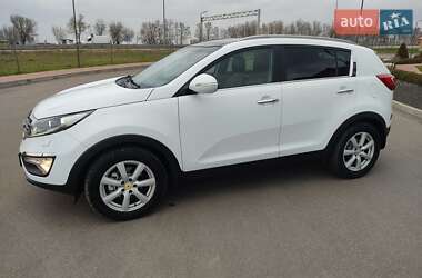 Внедорожник / Кроссовер Kia Sportage 2013 в 