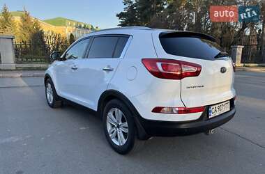 Внедорожник / Кроссовер Kia Sportage 2012 в 
