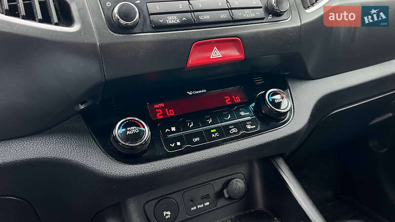 Внедорожник / Кроссовер Kia Sportage 2010 в Львове