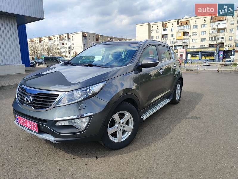 Позашляховик / Кросовер Kia Sportage 2013 в 
