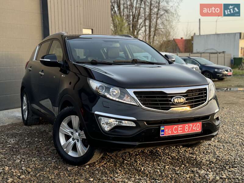 Позашляховик / Кросовер Kia Sportage 2012 в Трускавці
